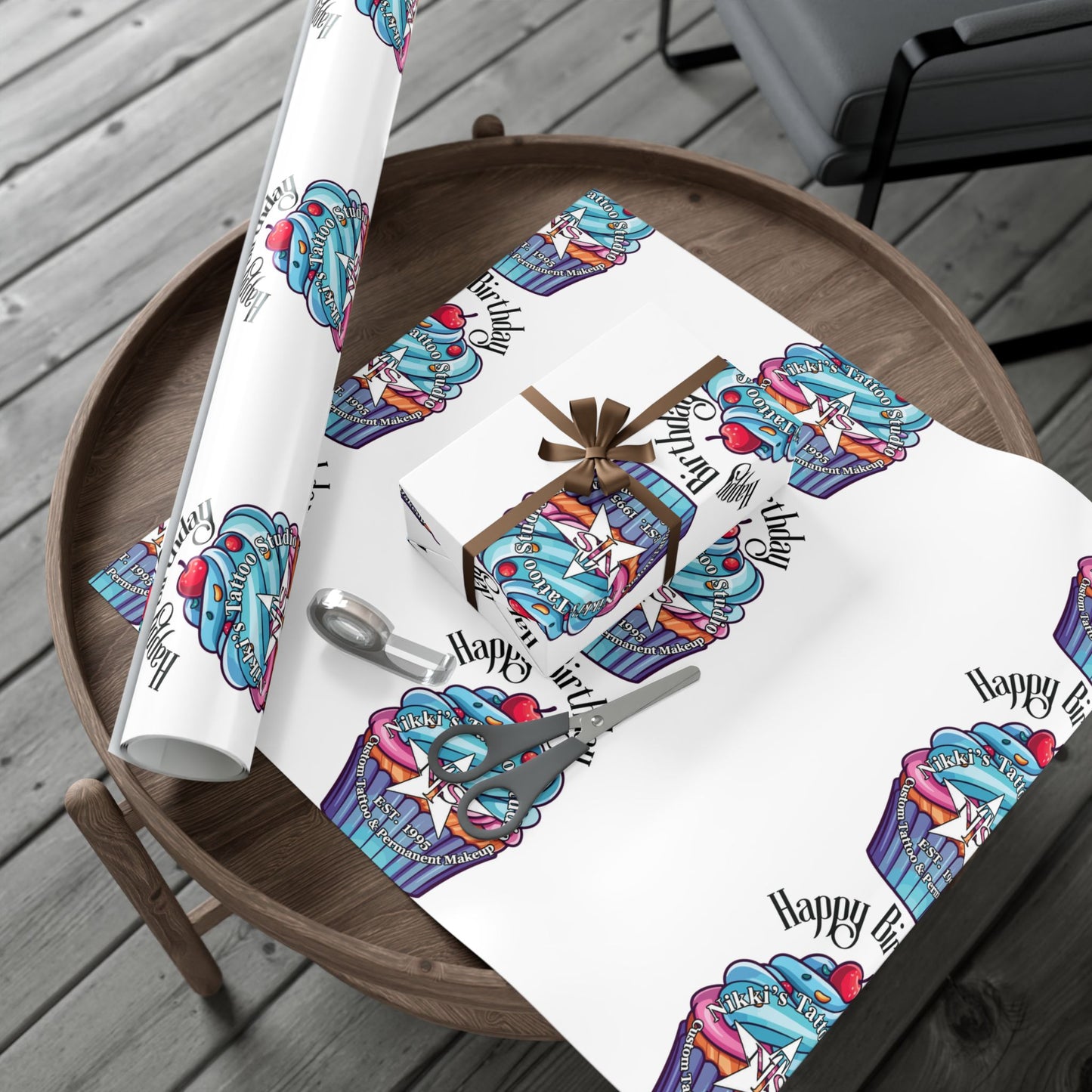 Nikki's Tattoo Studio Collection - Happy Birthday Gift Wrapping - Cupcake