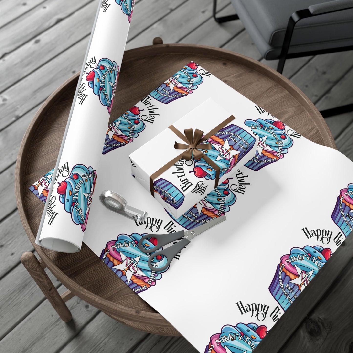 Nikki's Tattoo Studio Collection - Happy Birthday Gift Wrapping - Cupcake