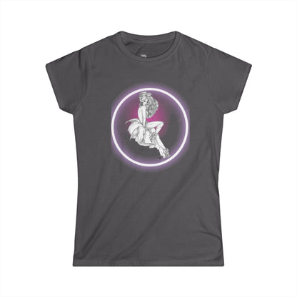 Pretty Bunny Vintage Artwork - T-Shirt Women's Softstyle