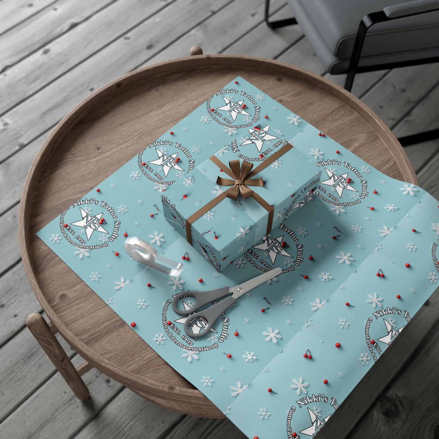 Nikki's Tattoo Studio Collection - Gift Wrapping - Snowflakes & Cherries